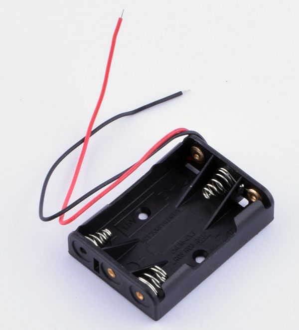KLS5-819-B, тримач для 3 батарей ААА провід 15см.
