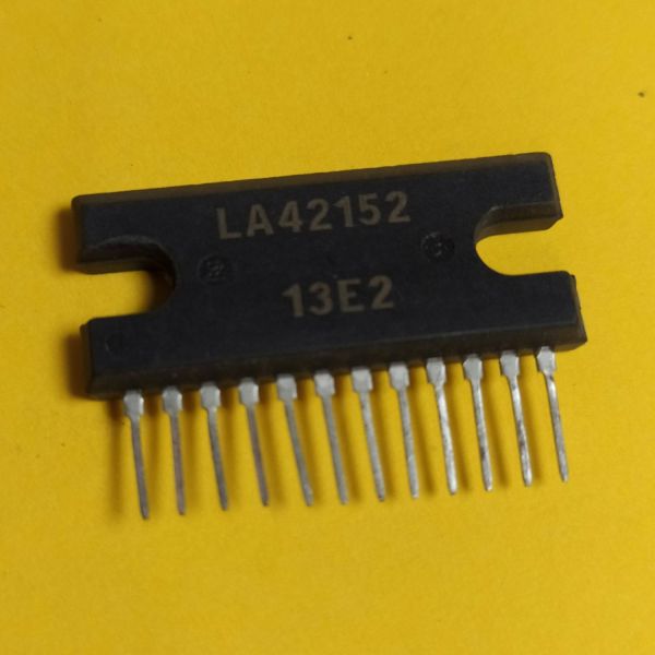 LA42152