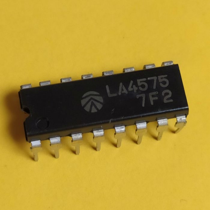 LA4575