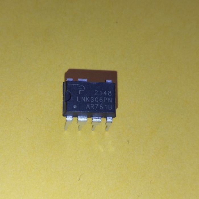 LNK306PN, ШІМ-контролер Off-line switcher, 12мВт DIP-8
